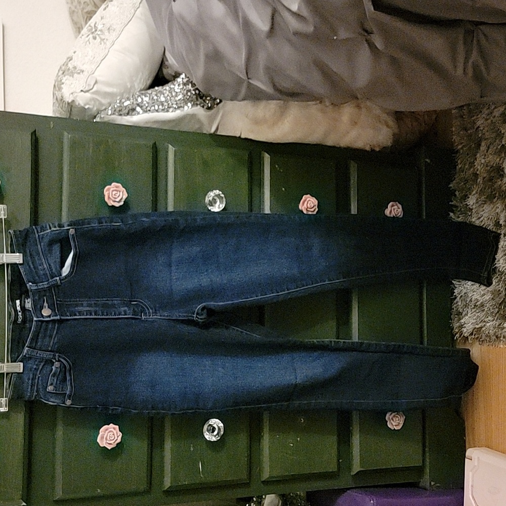 2 pairs Fashion Nova Dark skinny jeans
